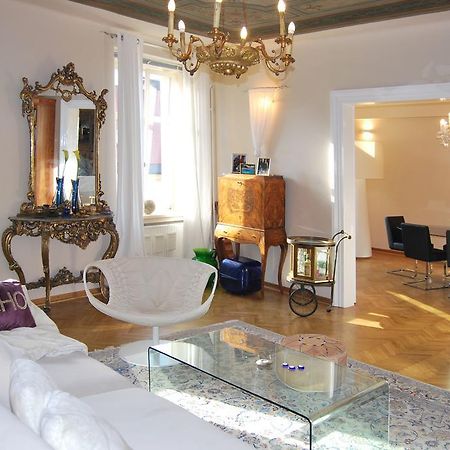 Neoclassical Luxury Apartment Ljubljana Dış mekan fotoğraf