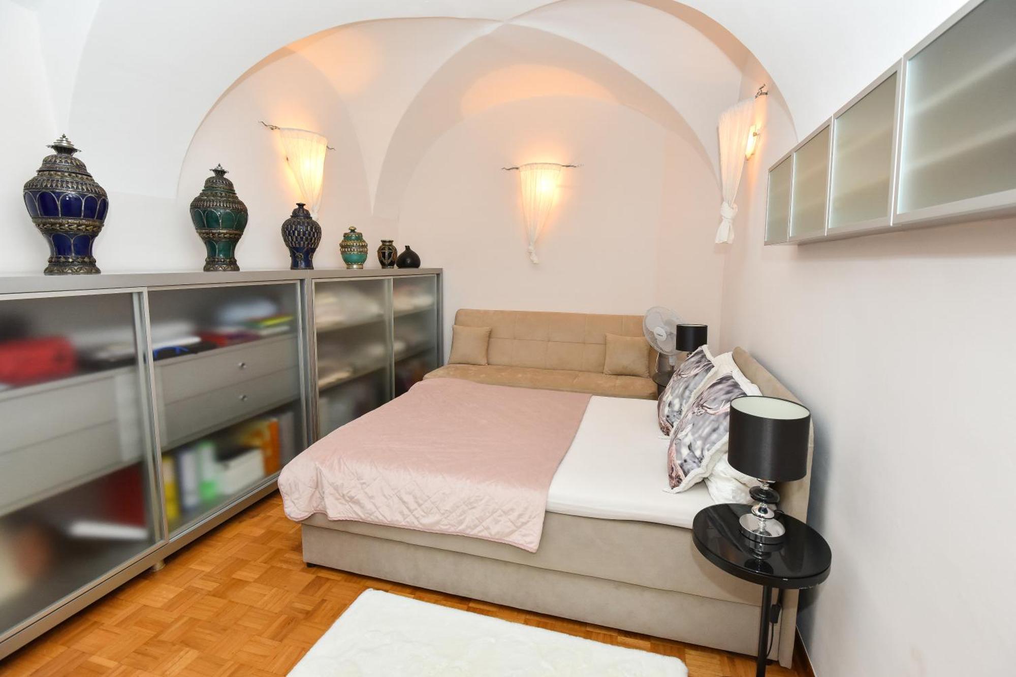 Neoclassical Luxury Apartment Ljubljana Dış mekan fotoğraf