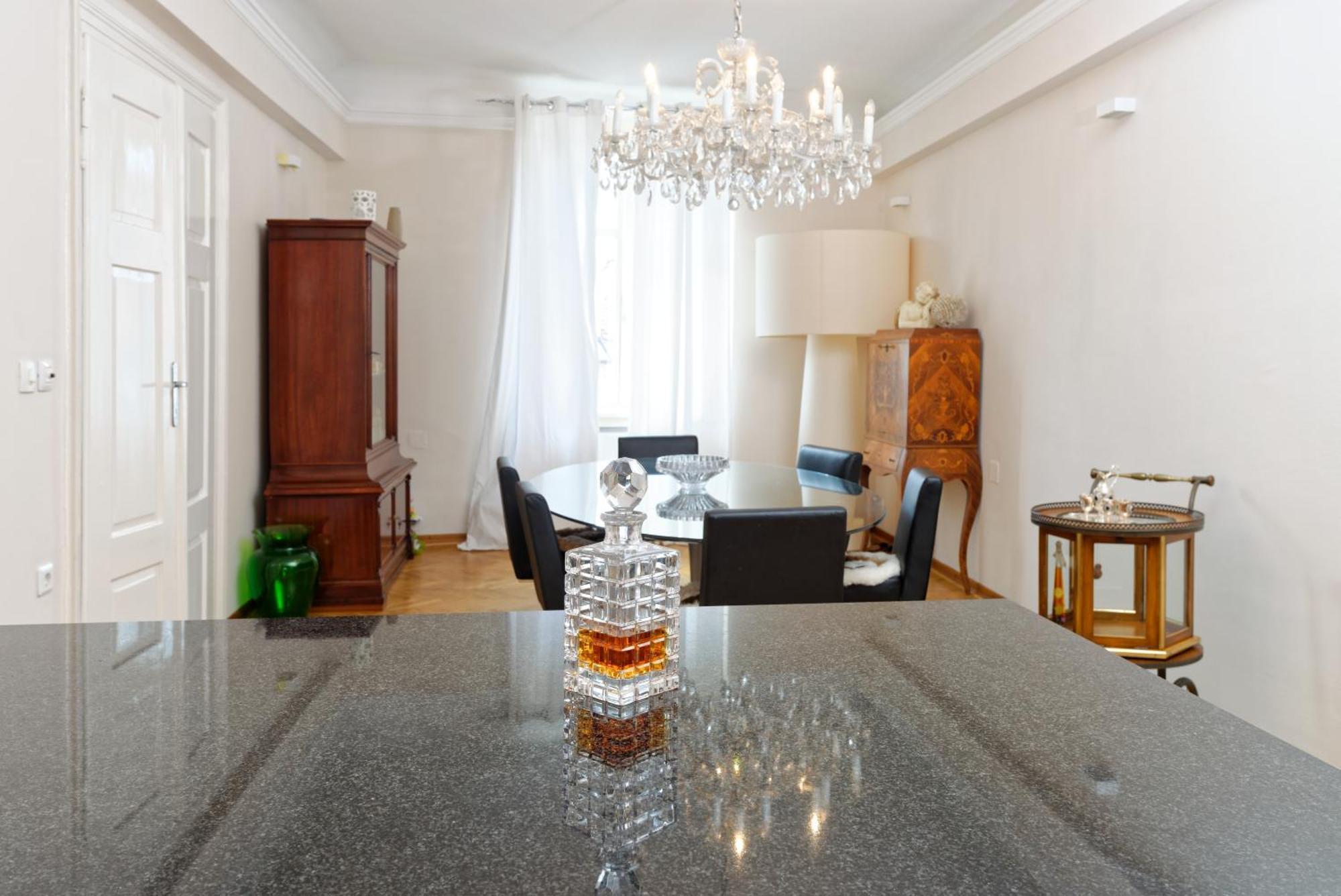 Neoclassical Luxury Apartment Ljubljana Dış mekan fotoğraf