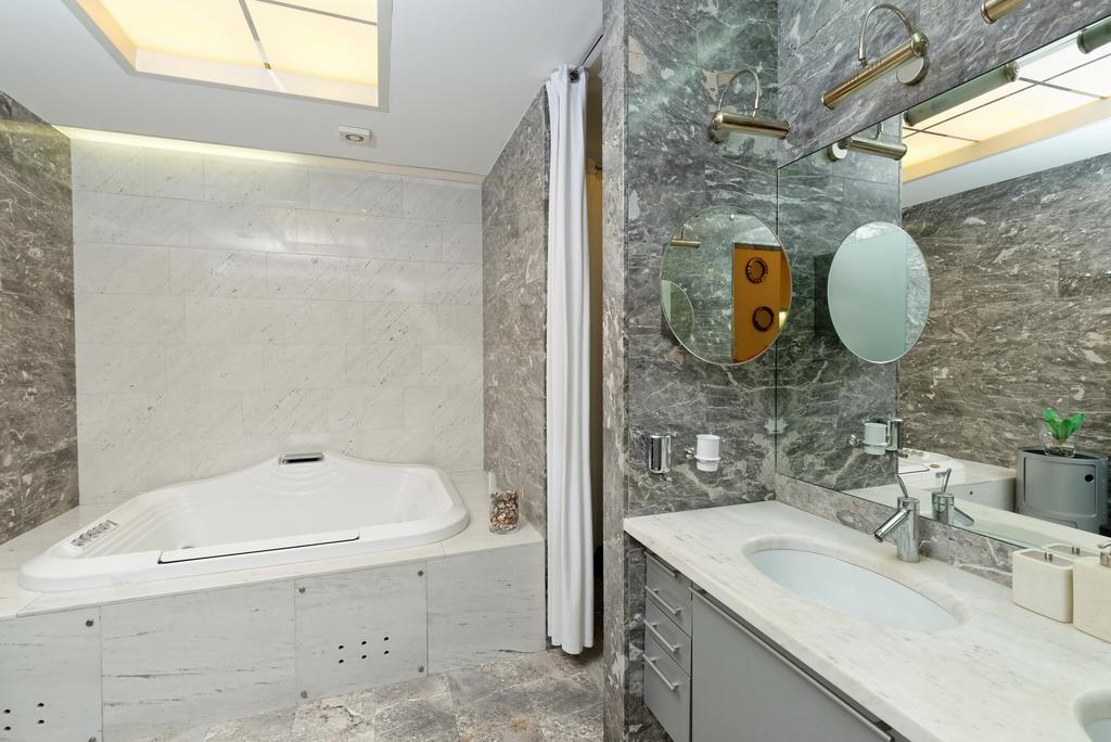 Neoclassical Luxury Apartment Ljubljana Dış mekan fotoğraf