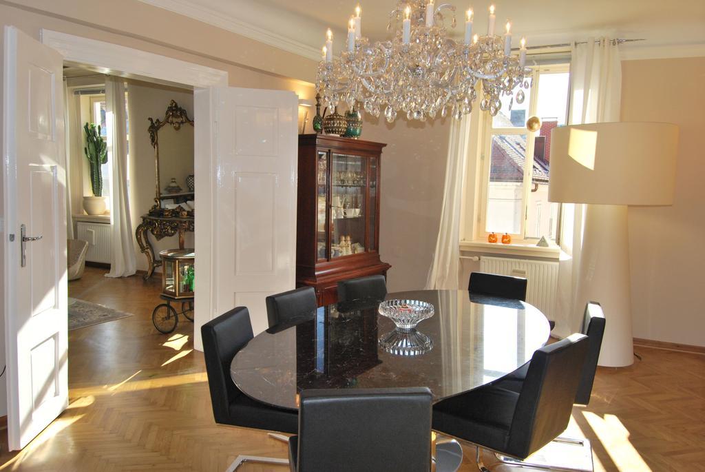 Neoclassical Luxury Apartment Ljubljana Dış mekan fotoğraf